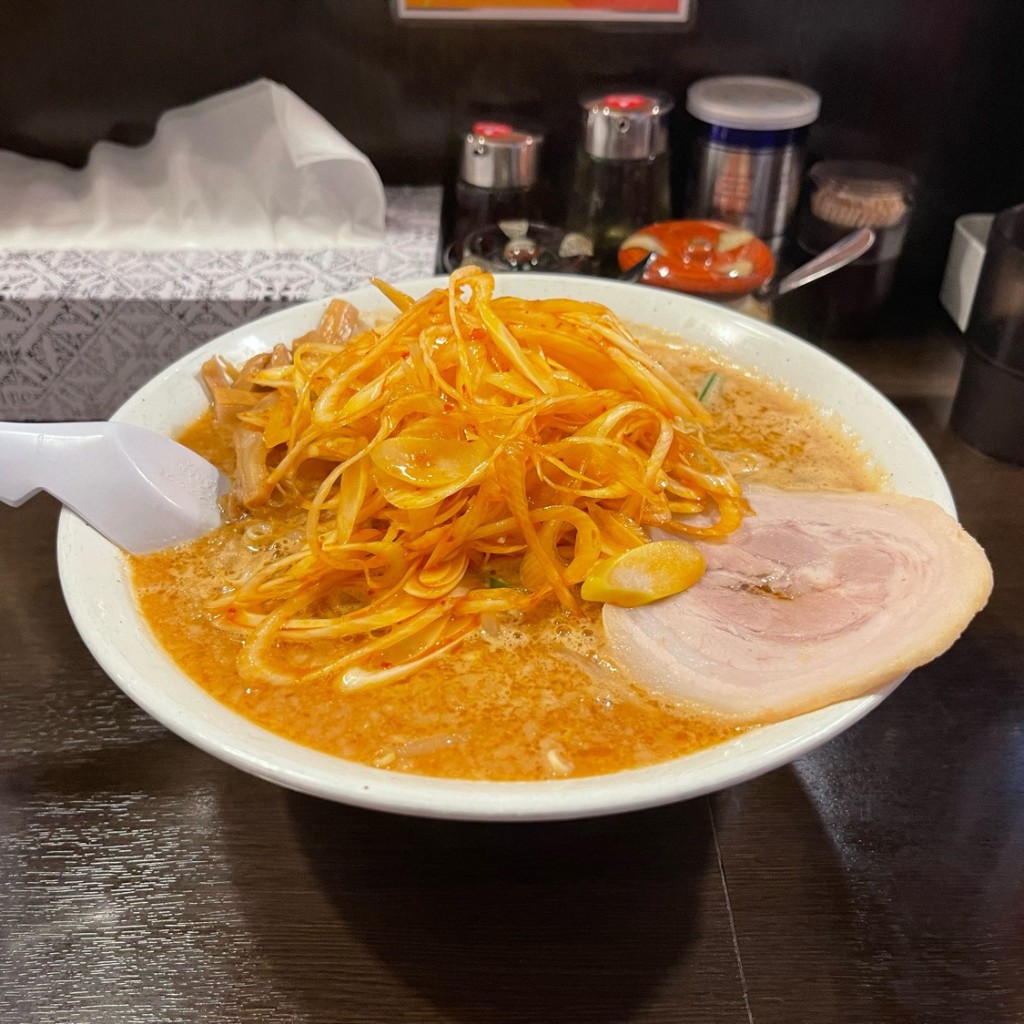 DaiKawaiさんが投稿した神田三崎町ラーメン専門店のお店こってりらーめん せきやけ 水道橋店/こってりらーめんせきやけすいどうばしてんの写真