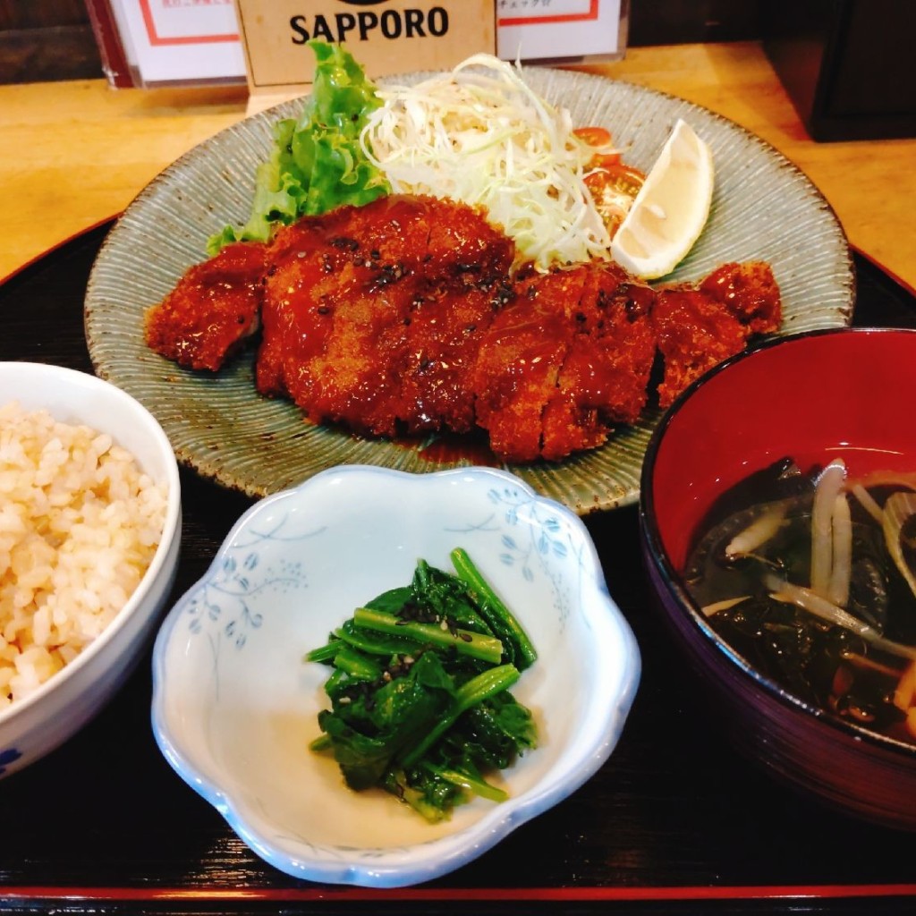 ユーザーが投稿したチキンカツ定食の写真 - 実際訪問したユーザーが直接撮影して投稿した真鶴居酒屋かしわすき おばん菜 小倉家の写真