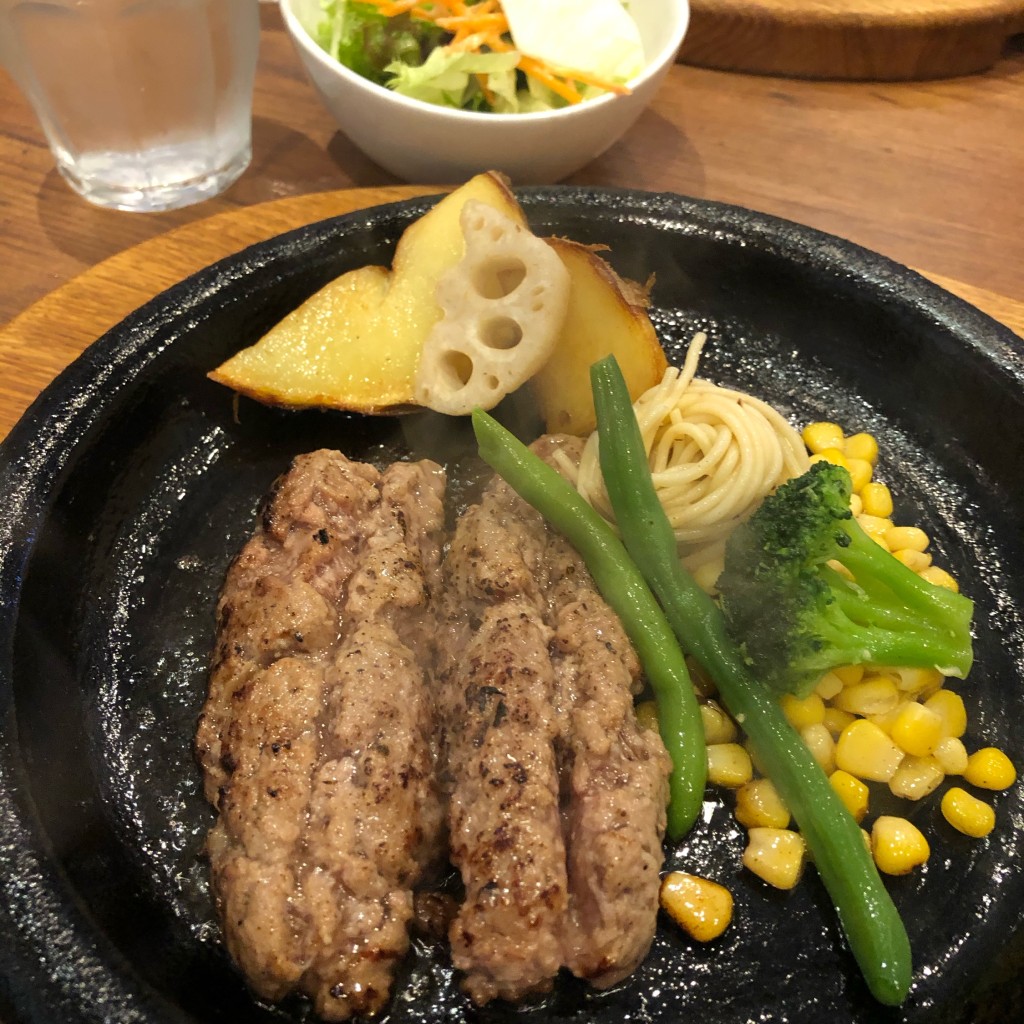 momo名古屋さんが投稿した新栄洋食のお店グリル アラベル 名古屋分店/グリル アラベル ナゴヤブンテンの写真