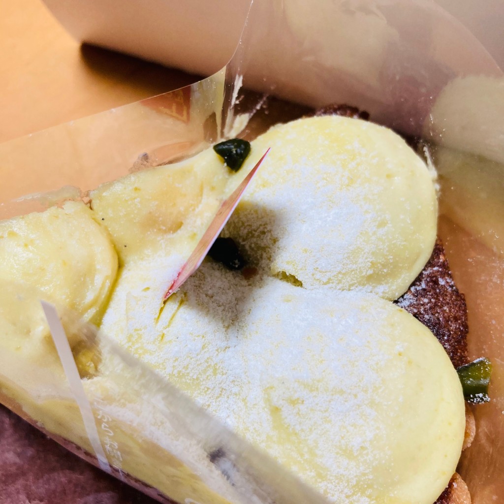ユーザーが投稿したピスタチオタルトの写真 - 実際訪問したユーザーが直接撮影して投稿した鳳南町ケーキパティスリーフォンセの写真