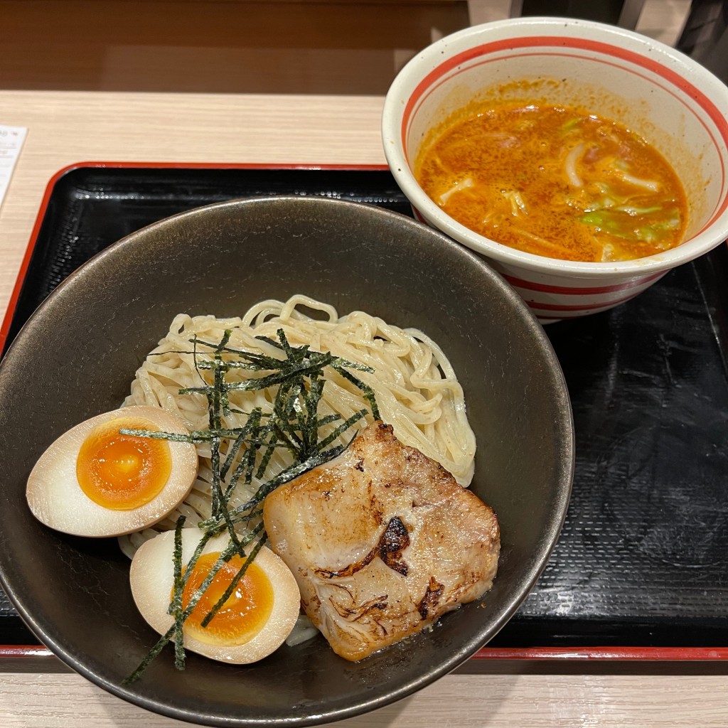 匿命係さんが投稿した靱本町ラーメン / つけ麺のお店麺屋・國丸。靭公園前店/メンヤクニマル ウツボコウエンマエテンの写真