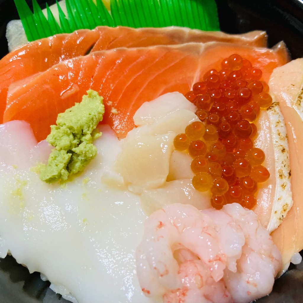 実際訪問したユーザーが直接撮影して投稿した津花波丼もの魚丼 西原店の写真