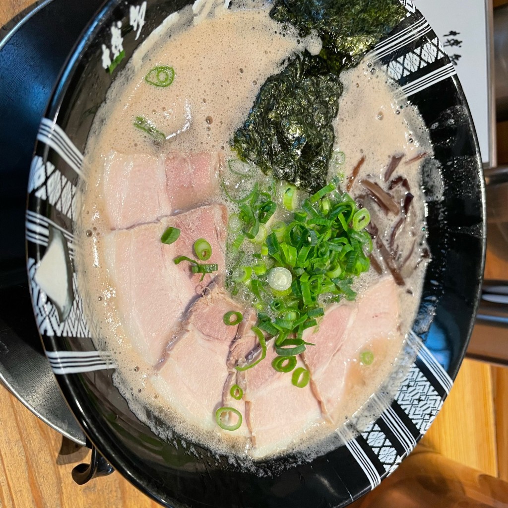 カリカリぽてーとさんが投稿した祇園町ラーメン / つけ麺のお店博多一双 祇園店/ハカタイッソウの写真