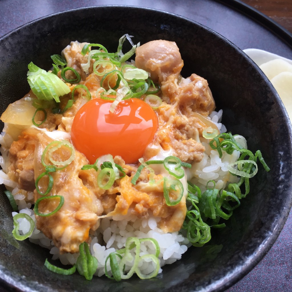 ユーザーが投稿した月見親子丼の写真 - 実際訪問したユーザーが直接撮影して投稿した玉島勇崎その他飲食店うぶこっこ家の写真