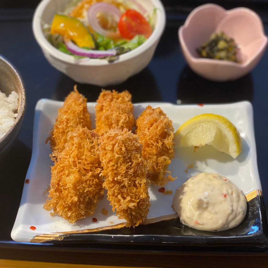 ユーザーが投稿した牡蠣フライ定食の写真 - 実際訪問したユーザーが直接撮影して投稿した土堂魚介 / 海鮮料理かき左右衛門の写真