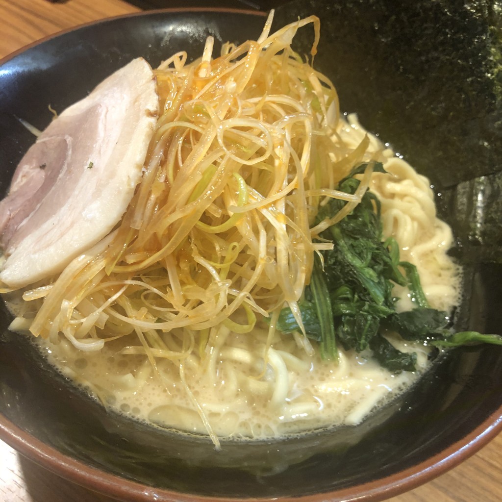 DaiKawaiさんが投稿した西新宿ラーメン専門店のお店横浜家系ラーメン 横浜道 新宿西口店/ヨコハマカケイラーメン ヨコハマミチ シンジュクニシグチテンの写真