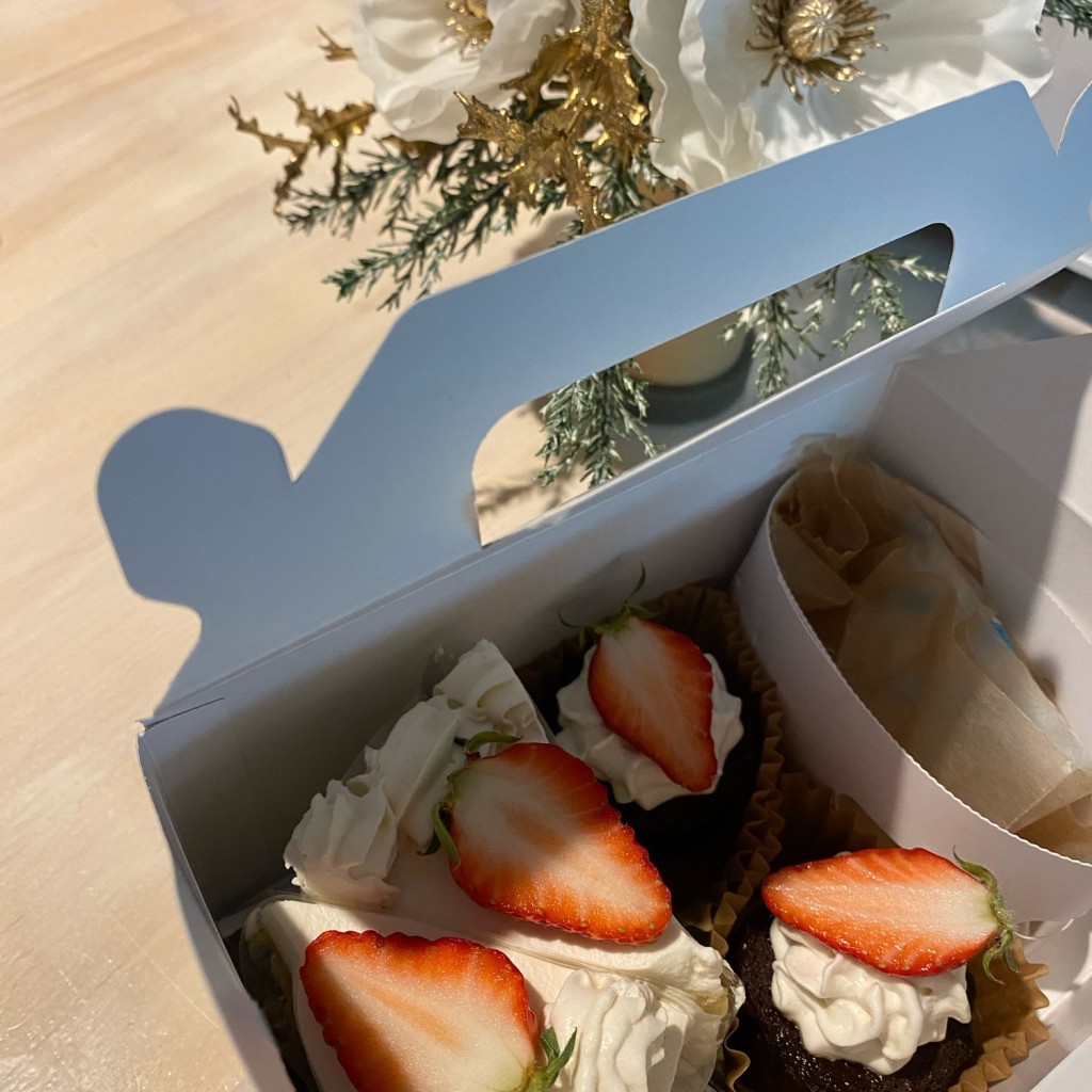 ユーザーが投稿したショートケーキの写真 - 実際訪問したユーザーが直接撮影して投稿した郭町スイーツマフィン スコーン専門店 Bake Aの写真