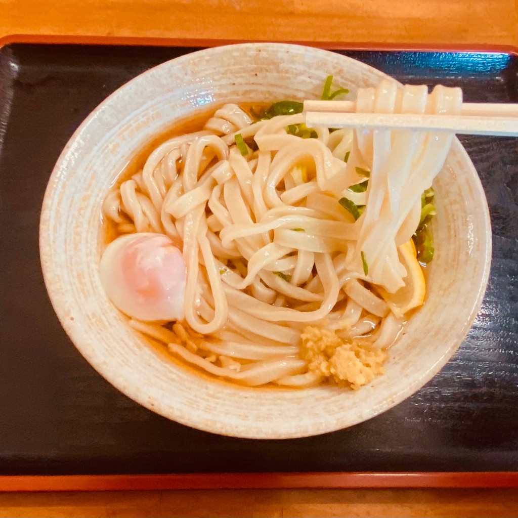 グルメリポートさんが投稿した飯野町東二うどんのお店純手打うどん よしや/ジュンテウチウドン ヨシヤの写真