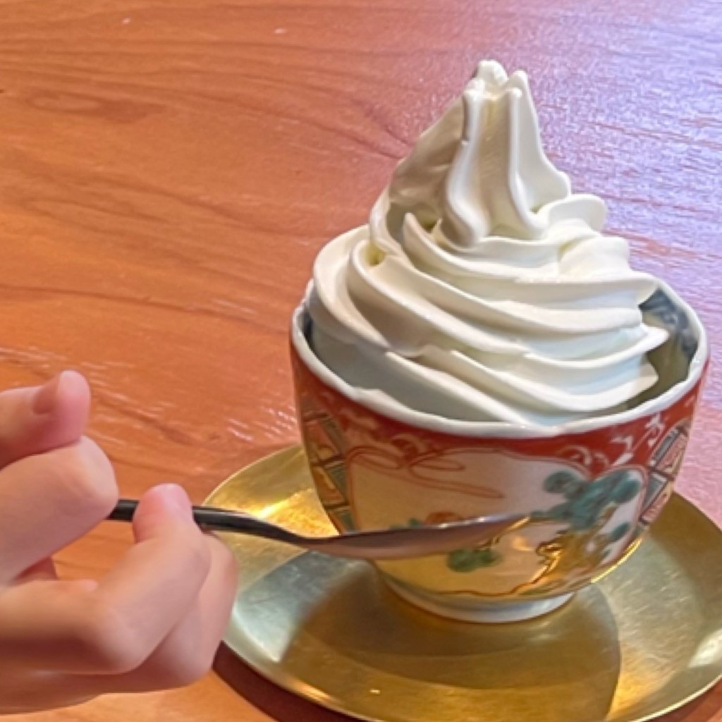 ユーザーが投稿したソフトクリーム  ミルクの写真 - 実際訪問したユーザーが直接撮影して投稿した新川町カフェCUBERU Green&Coffeeの写真