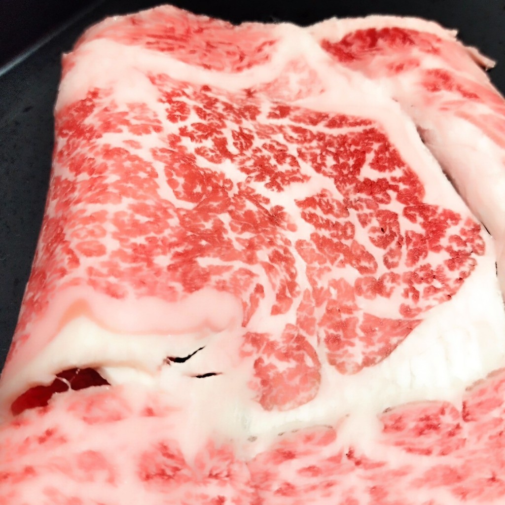 ユーザーが投稿した和牛しゃぶ肉の写真 - 実際訪問したユーザーが直接撮影して投稿した誉田ちゃんこ鍋味喰笑の写真