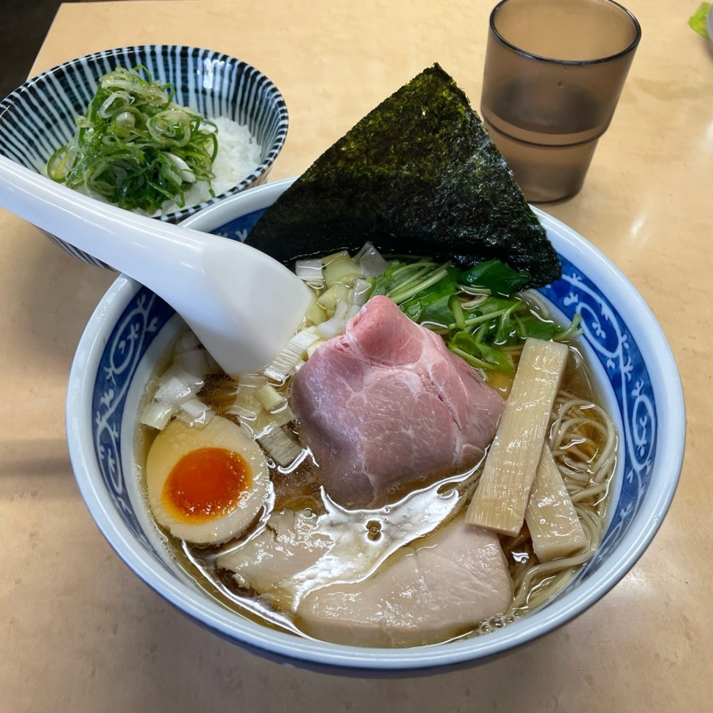 令和三郎さんが投稿した南ラーメン専門店のお店中華そば よしかわ 上尾店/チュウカソバ ヨシカワ アゲオテンの写真