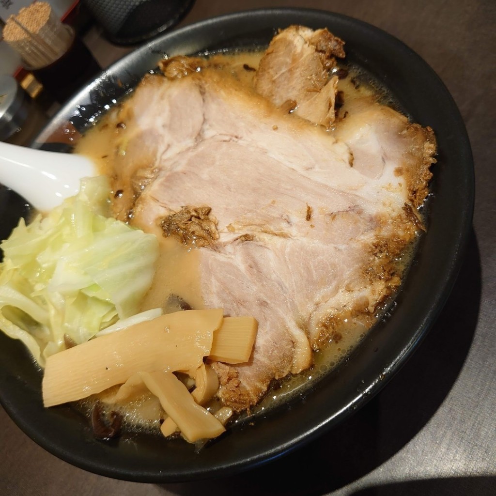 ユーザーが投稿した鶏だししょうゆラーメンの写真 - 実際訪問したユーザーが直接撮影して投稿した宇宿ラーメン / つけ麺麺人佐藤の写真