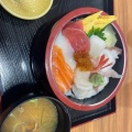 実際訪問したユーザーが直接撮影して投稿した港魚介 / 海鮮料理海鮮丼 魚常の写真
