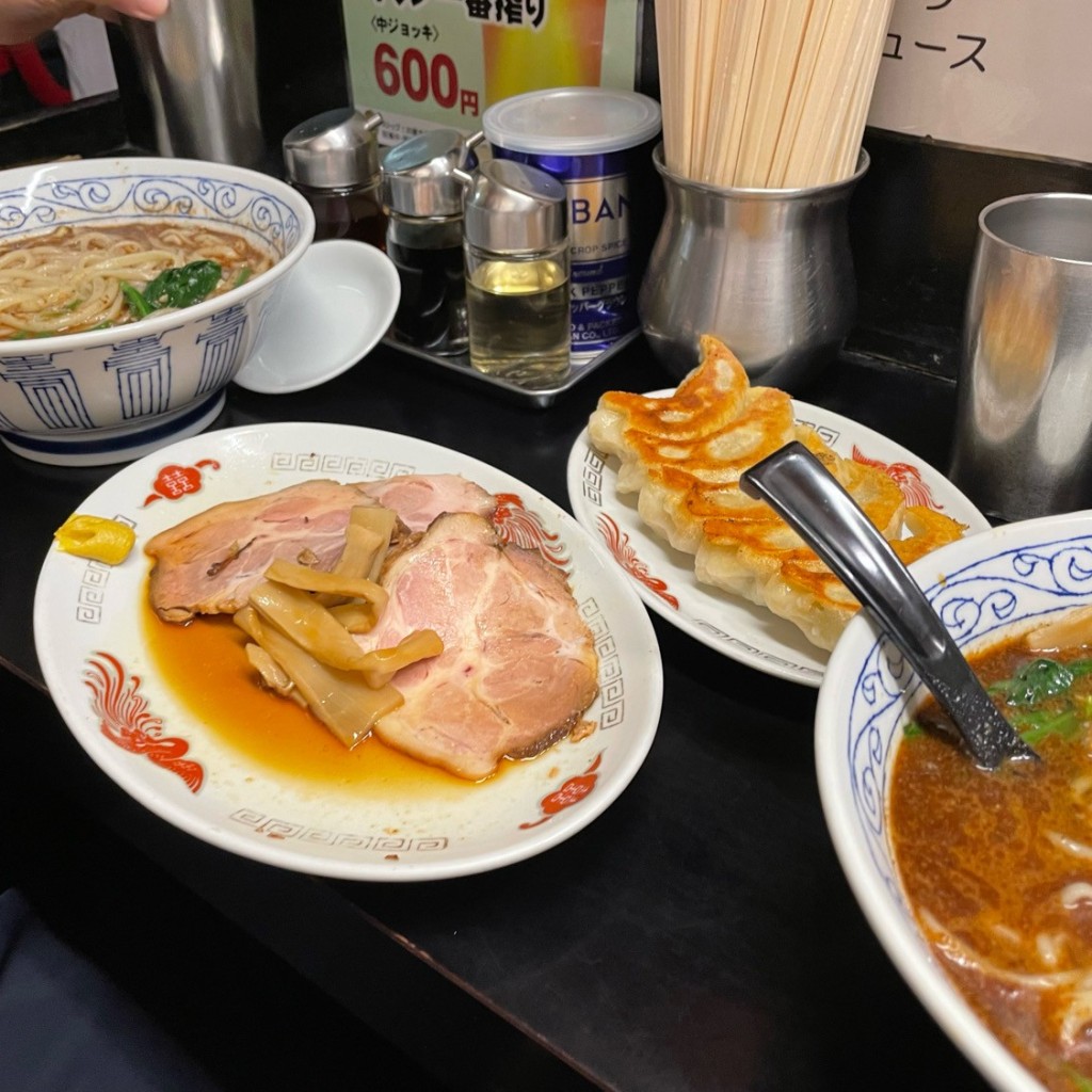 ユーザーが投稿した坦々麺の写真 - 実際訪問したユーザーが直接撮影して投稿した雷門ラーメン / つけ麺馬賊の写真