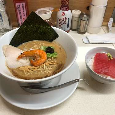 Rebeccaさんが投稿した銀座ラーメン / つけ麺のお店マグロ卸のマグロ丼とラーメンの店 ウミノイロ/マグロオロシノマグロドントラーメンノミセ ウミノイロの写真