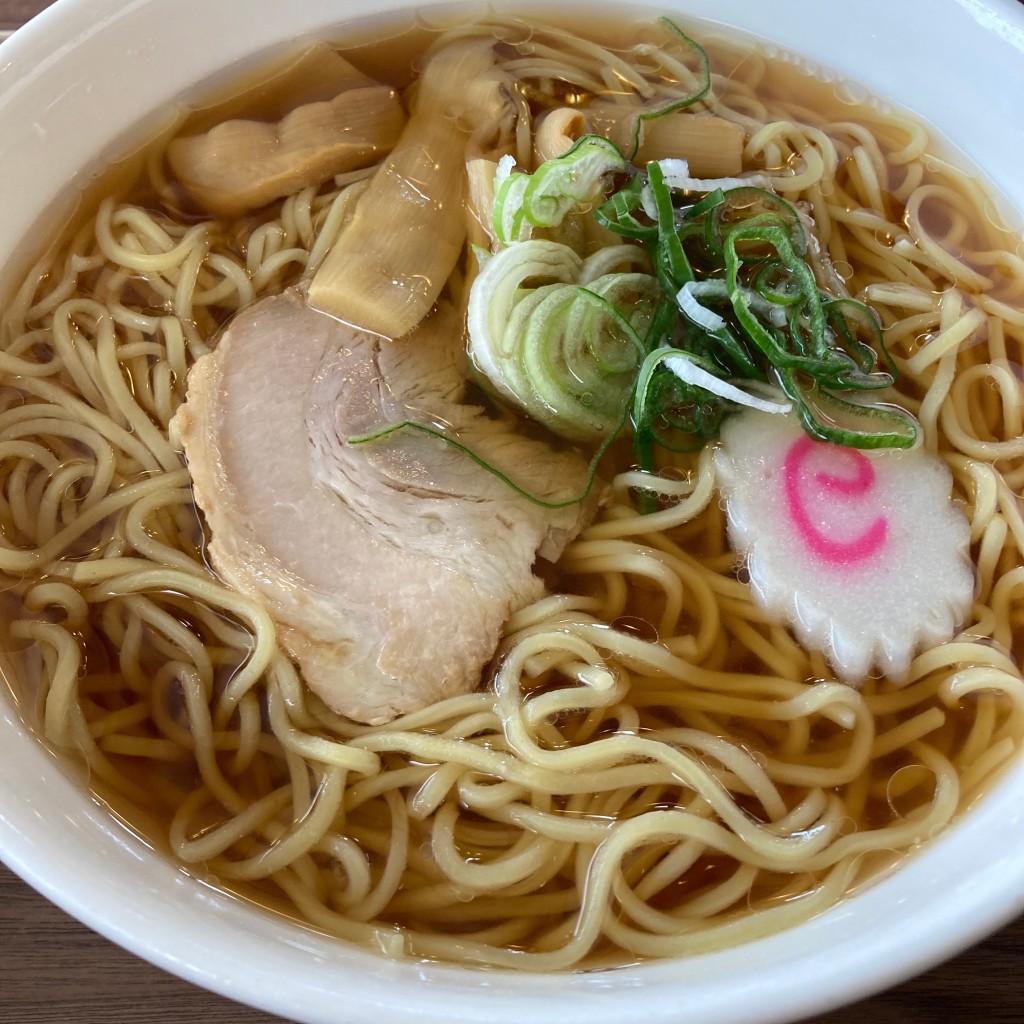 ユーザーが投稿した醤油ラーメン 醤油ラーメンの写真 - 実際訪問したユーザーが直接撮影して投稿した夜間瀬そば石臼挽き蕎麦香房 山の実の写真