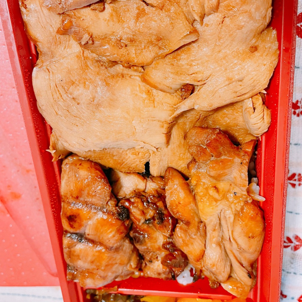 ユーザーが投稿した鳥めし松弁当の写真 - 実際訪問したユーザーが直接撮影して投稿した国済寺焼鳥登利平 深谷店の写真