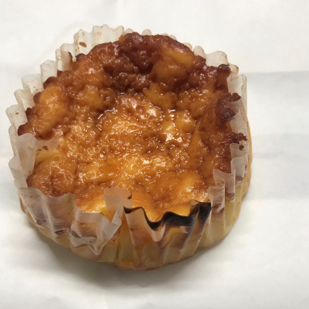 ユーザーが投稿したパンヤサンノバスクフウチーズケーキの写真 - 実際訪問したユーザーが直接撮影して投稿した赤羽ベーカリーリトルマーメイド JR東日本ホテルメッツ赤羽店の写真