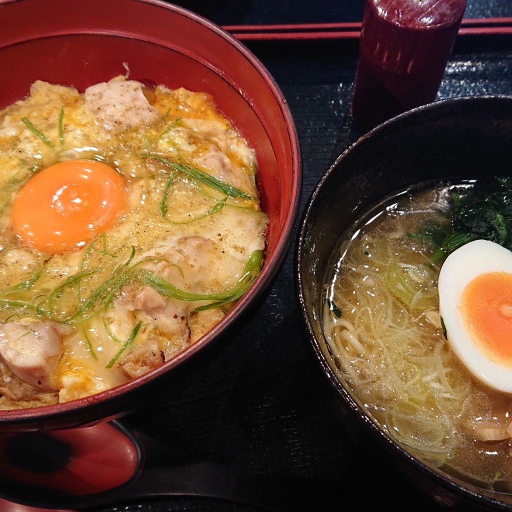 ユーザーが投稿したひな山ラーメン Lunchの写真 - 実際訪問したユーザーが直接撮影して投稿した末広町鶏料理鶏味座 柏高島屋ステーションモール店の写真