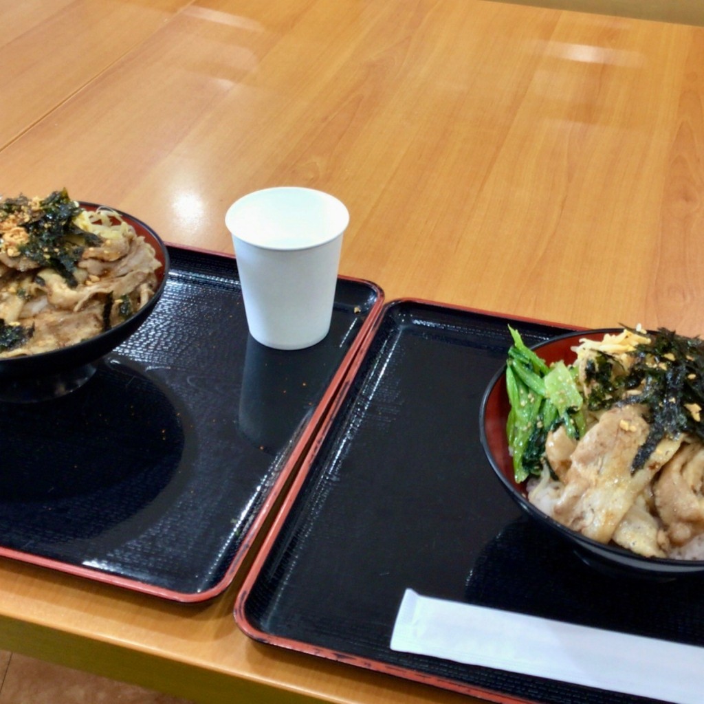 ユーザーが投稿した豚カルビ丼の写真 - 実際訪問したユーザーが直接撮影して投稿した中川韓国料理ミョンドンヤ フードコート小野田店の写真