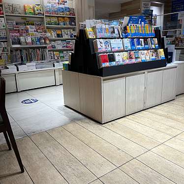 cinquantaの備忘録さんが投稿した丸の内カフェのお店BOOK COMPASS Cafe エキュート東京店/ブック コンパス カフェ エキュートトウキョウテンの写真