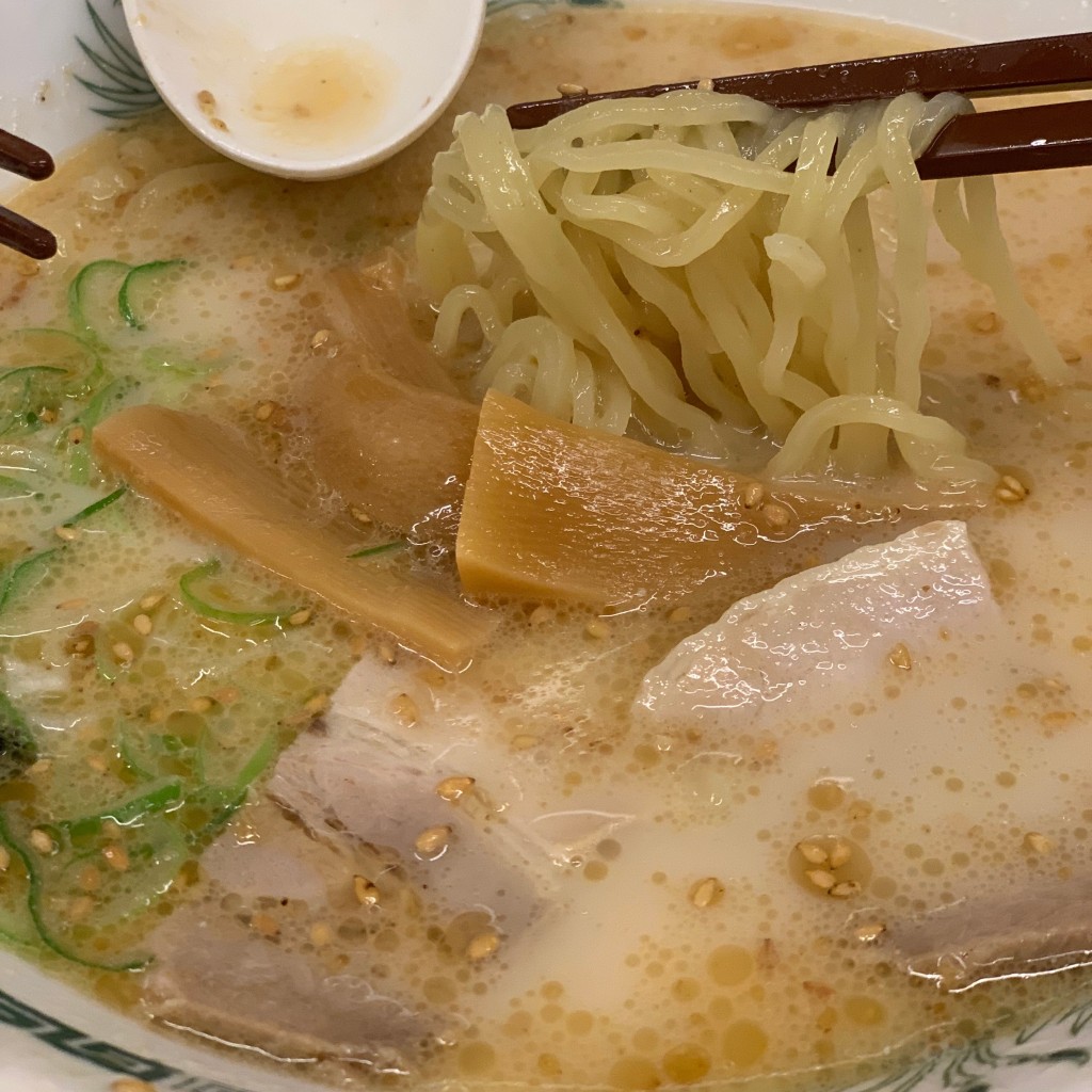 ユーザーが投稿したとんこつラーメンの写真 - 実際訪問したユーザーが直接撮影して投稿した西葛西中華料理日高屋 西葛西北口店の写真