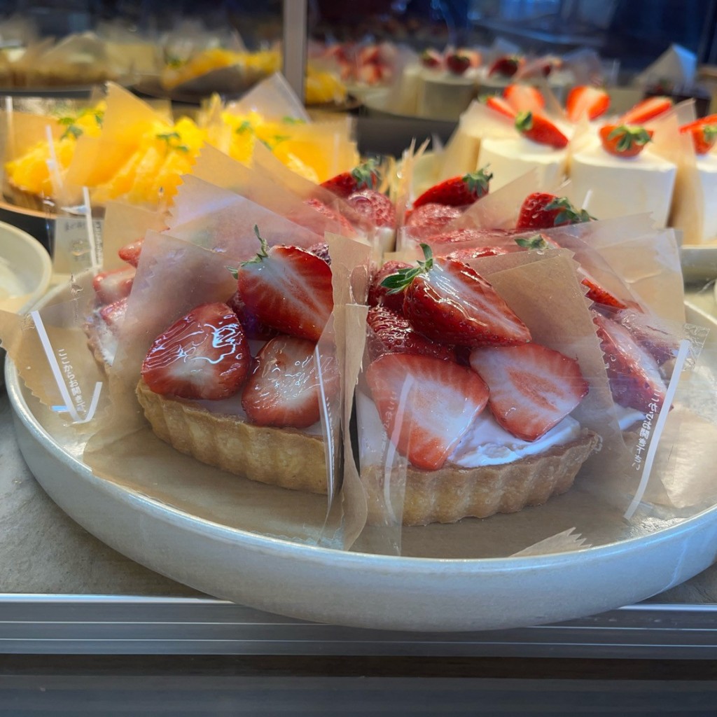 ユーザーが投稿した美濃娘苺タルトの写真 - 実際訪問したユーザーが直接撮影して投稿した妹町ケーキ三木洋菓子店の写真
