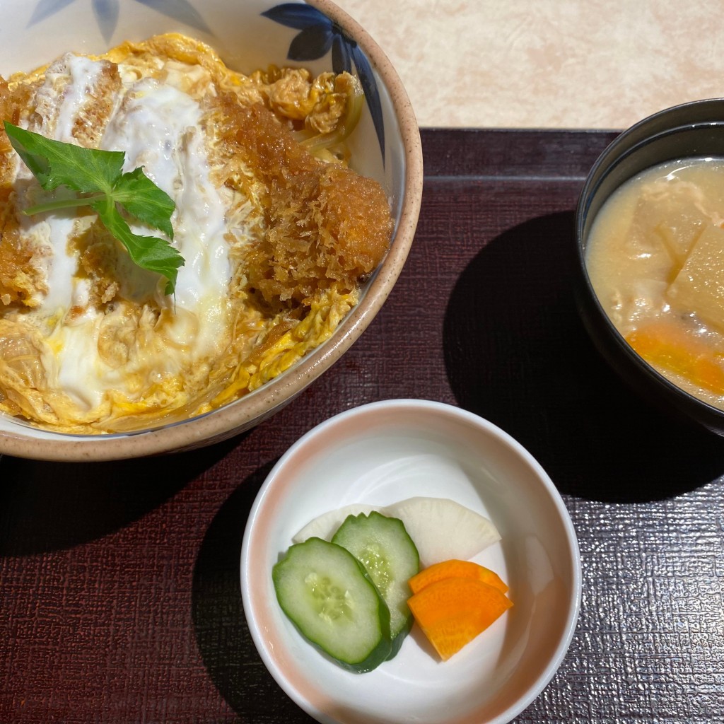 ユーザーが投稿したLunchかつ丼の写真 - 実際訪問したユーザーが直接撮影して投稿した十余二とんかつかつ太郎柏店の写真