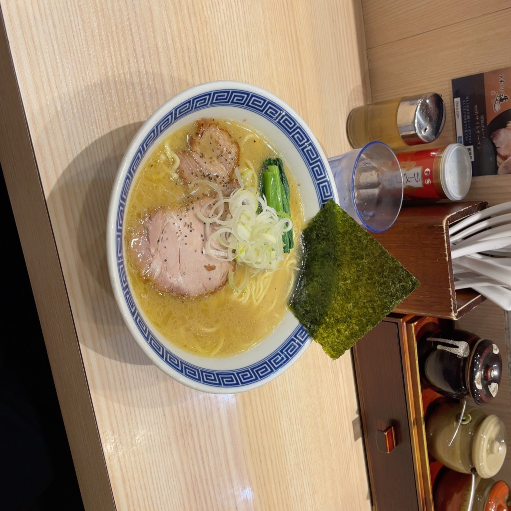 実際訪問したユーザーが直接撮影して投稿した本町ラーメン専門店麺屋二代目 弘の写真