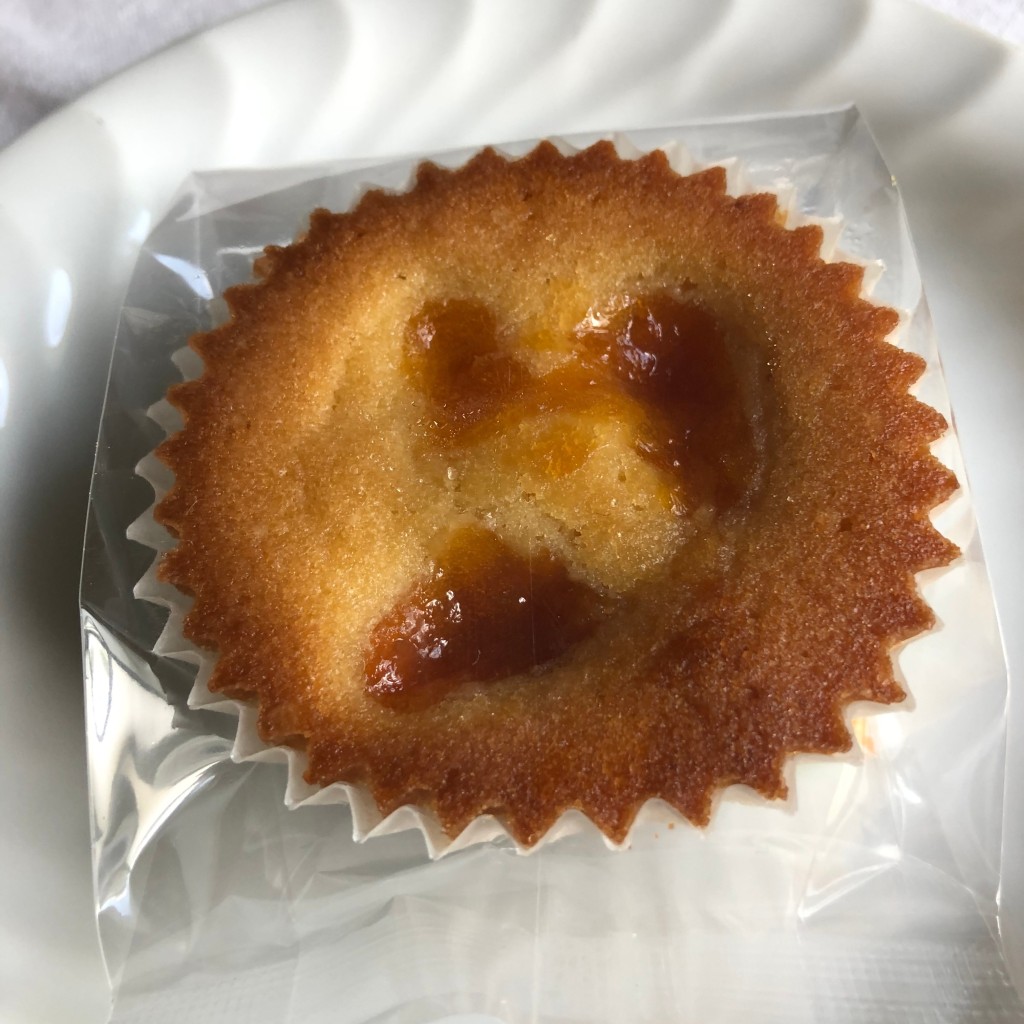 ユーザーが投稿したアーモンドケーキ あんすの写真 - 実際訪問したユーザーが直接撮影して投稿した中山東ベーカリーhugの写真
