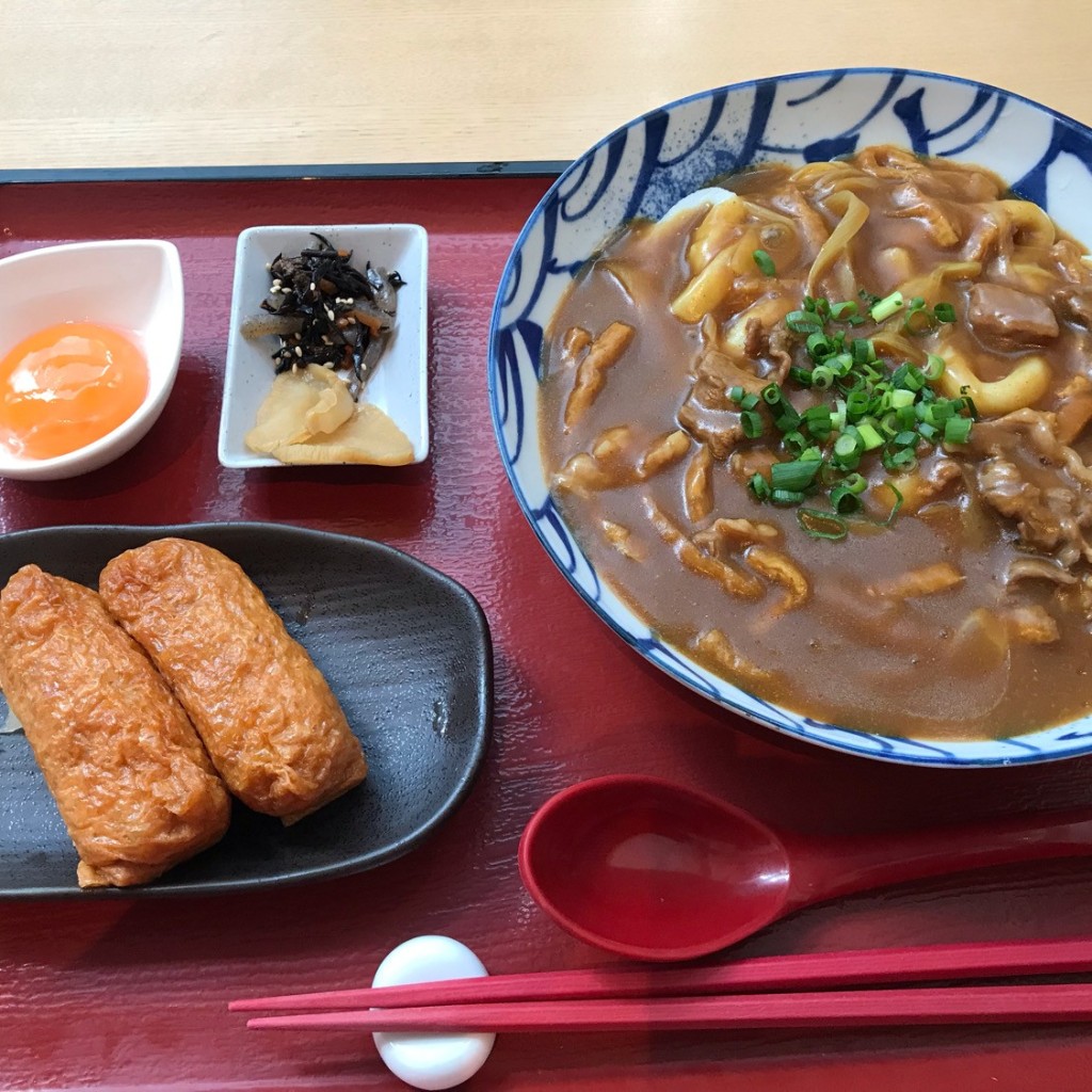 ユーザーが投稿した牛カレーうどん膳の写真 - 実際訪問したユーザーが直接撮影して投稿した渋谷和カフェ / 甘味処茶寮伊勢 藤次郎の写真