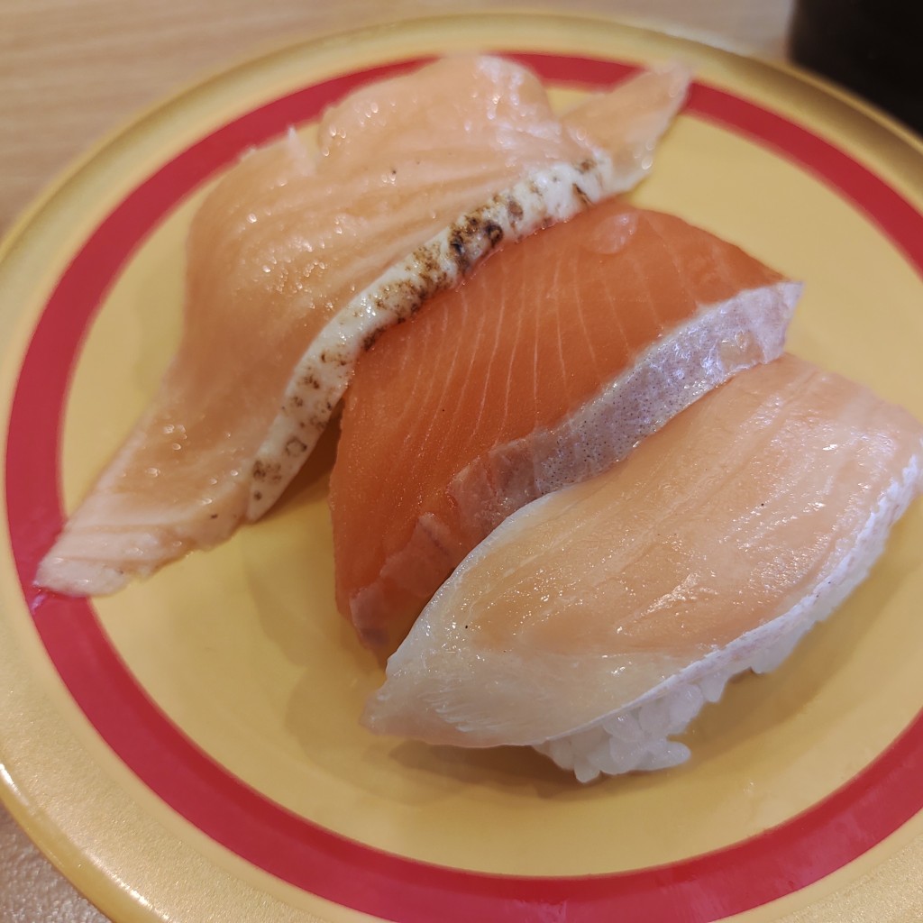 ユーザーが投稿した330円寿司皿の写真 - 実際訪問したユーザーが直接撮影して投稿した小屋名回転寿司かっぱ寿司 カインズモール関店の写真