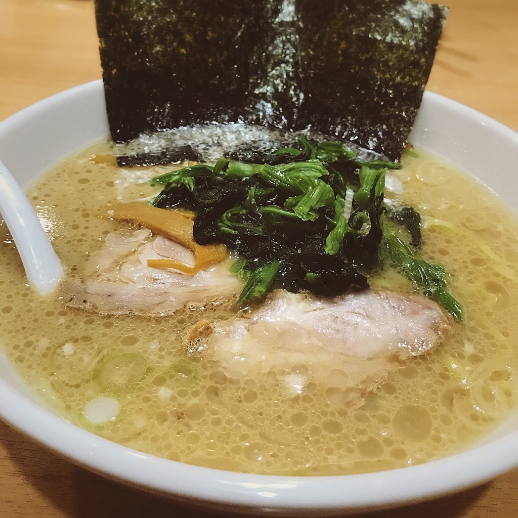 ユーザーが投稿したにんにくラーメンの写真 - 実際訪問したユーザーが直接撮影して投稿した本山南町ラーメン / つけ麺横浜ラーメン 味濱家 神戸本山店の写真