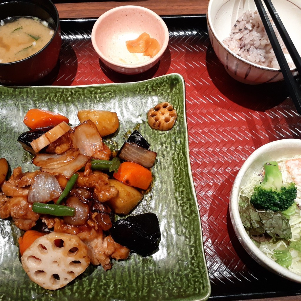 ユーザーが投稿した[定食]鶏と野菜の黒酢あんの写真 - 実際訪問したユーザーが直接撮影して投稿した定食屋大戸屋 福知山店の写真