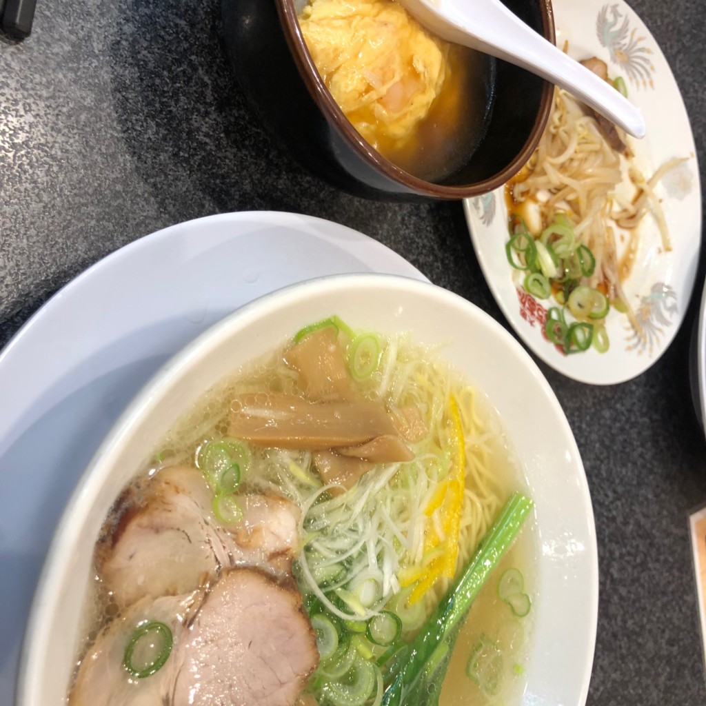 ユーザーが投稿した白醤油ラーメンの写真 - 実際訪問したユーザーが直接撮影して投稿した横枕南ラーメン専門店大阪ふくちぁんラーメン横枕店の写真