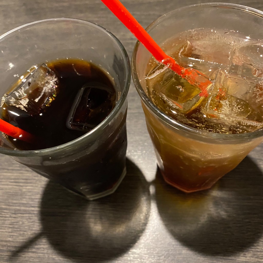 ユーザーが投稿したティーソーダとアイスコーヒーの写真 - 実際訪問したユーザーが直接撮影して投稿した善根寺町ダイニングバーココイロカフェ 東大阪店の写真