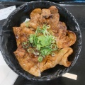 炭焼豚丼 - 実際訪問したユーザーが直接撮影して投稿した深沢お好み焼きグルメ屋台 御殿場プレミアムアウトレットの写真のメニュー情報