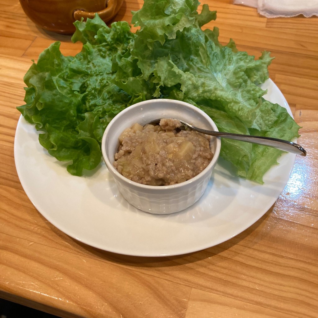 ユーザーが投稿した肉味噌レタス包み、ポテトサラダ、梅きゅうほか飲み物の写真 - 実際訪問したユーザーが直接撮影して投稿した鶴賀居酒屋和み家ごはん 明日風の写真