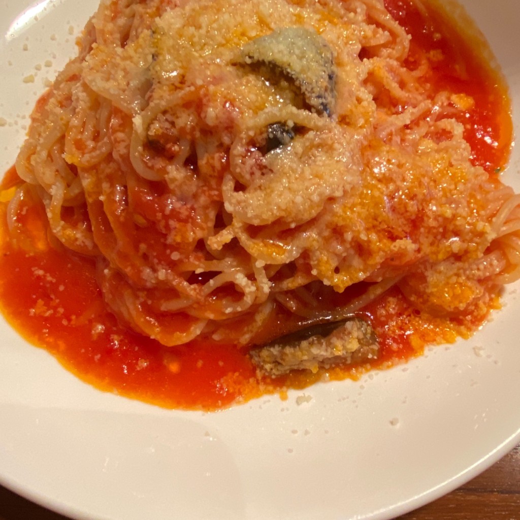ユーザーが投稿したナスとトマトのスパゲティの写真 - 実際訪問したユーザーが直接撮影して投稿した両国ピザMiagolareの写真