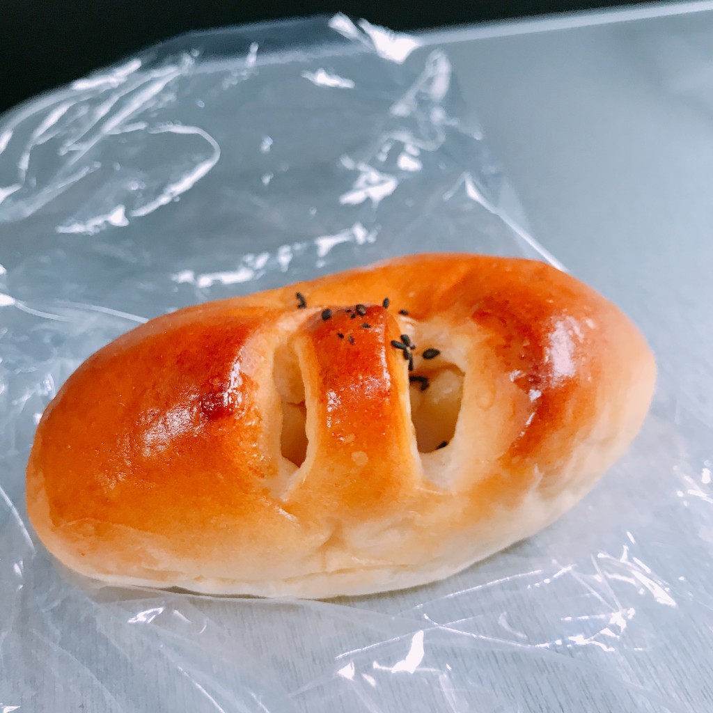 ユーザーが投稿した菓子パンさつまいもあんの写真 - 実際訪問したユーザーが直接撮影して投稿した北田中ベーカリーパン有本の写真