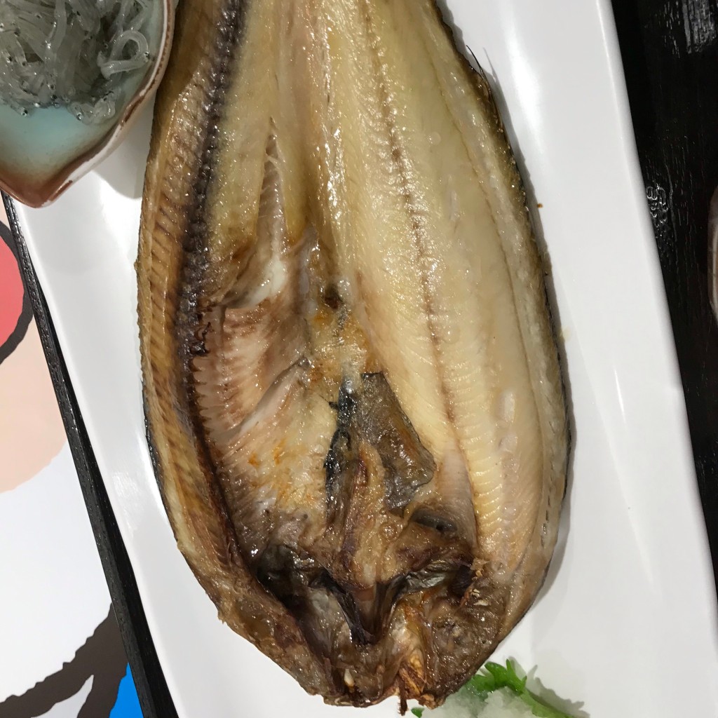 ユーザーが投稿したホッケ干物定食の写真 - 実際訪問したユーザーが直接撮影して投稿した根古屋丼もの海の幸と山の幸 するが食堂の写真