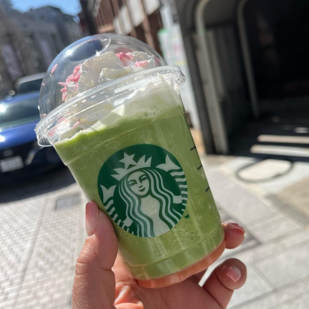 ユーザーが投稿した花見抹茶 クリーム フラペチーノの写真 - 実際訪問したユーザーが直接撮影して投稿した元町カフェスターバックスコーヒー 横浜元町店の写真