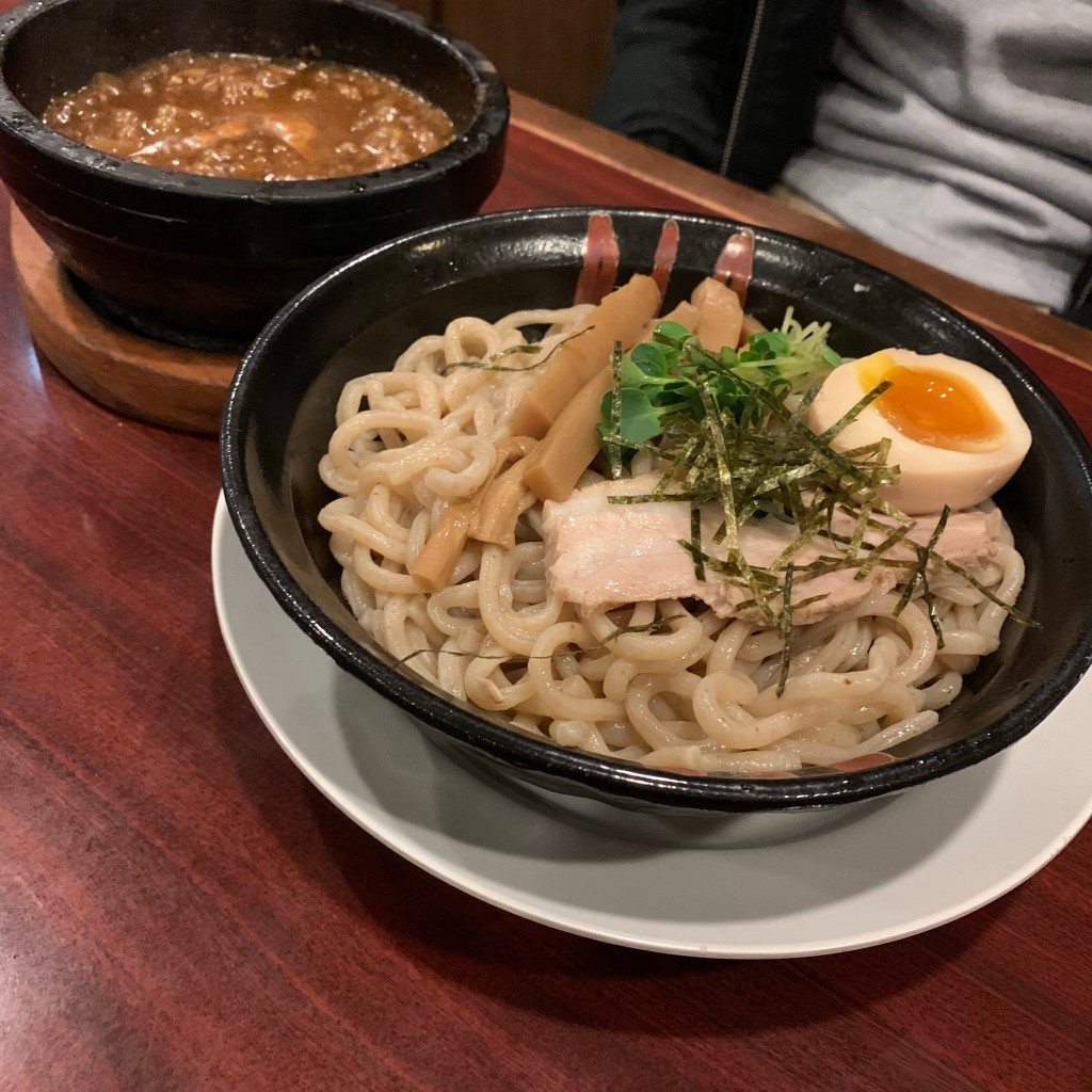 ユーザーが投稿したカレーつけ麺の写真 - 実際訪問したユーザーが直接撮影して投稿した西各国料理ラーメン雷豚 白岡店の写真