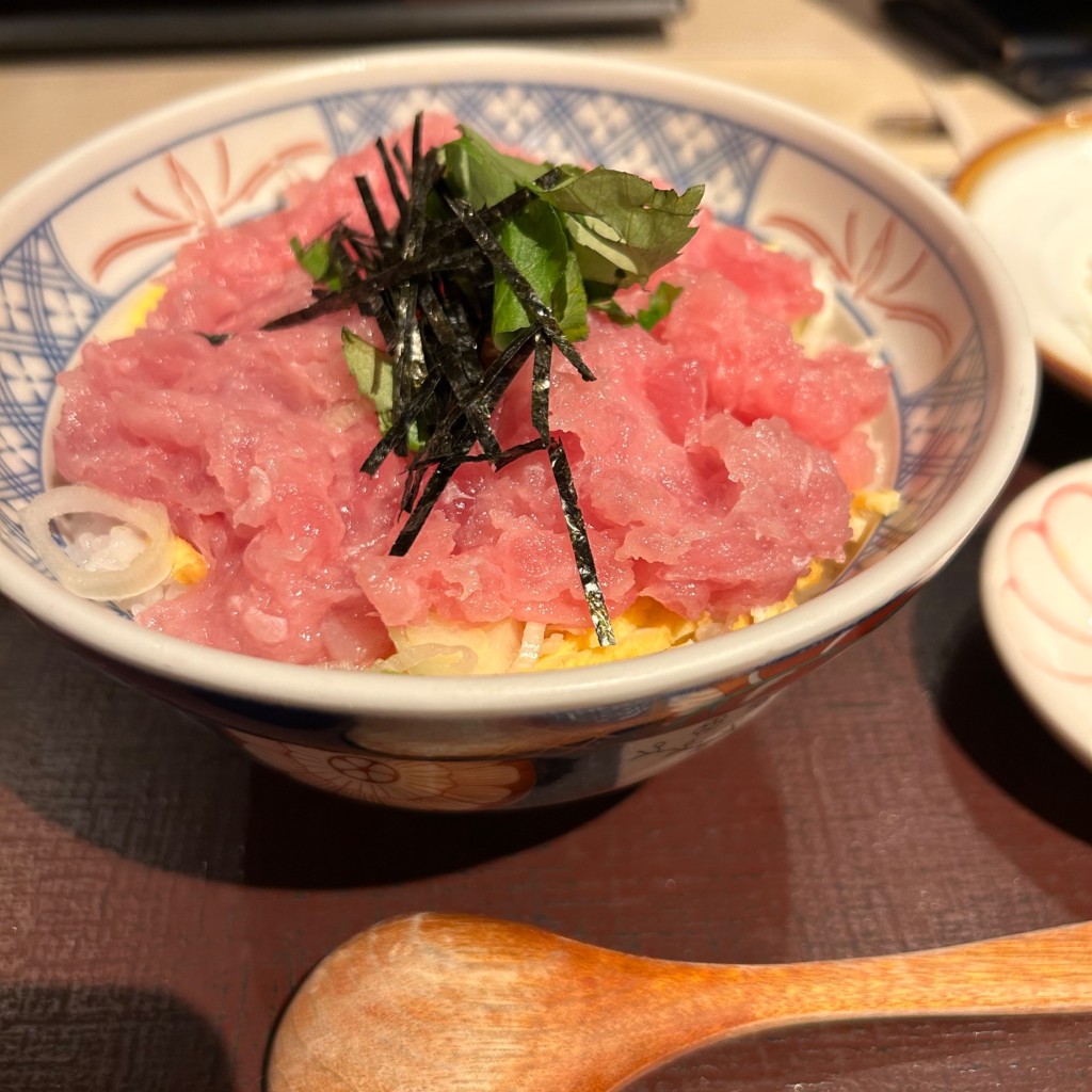 ユーザーが投稿したネギトロ丼の写真 - 実際訪問したユーザーが直接撮影して投稿した呉羽町和食 / 日本料理万さく 呉羽店の写真