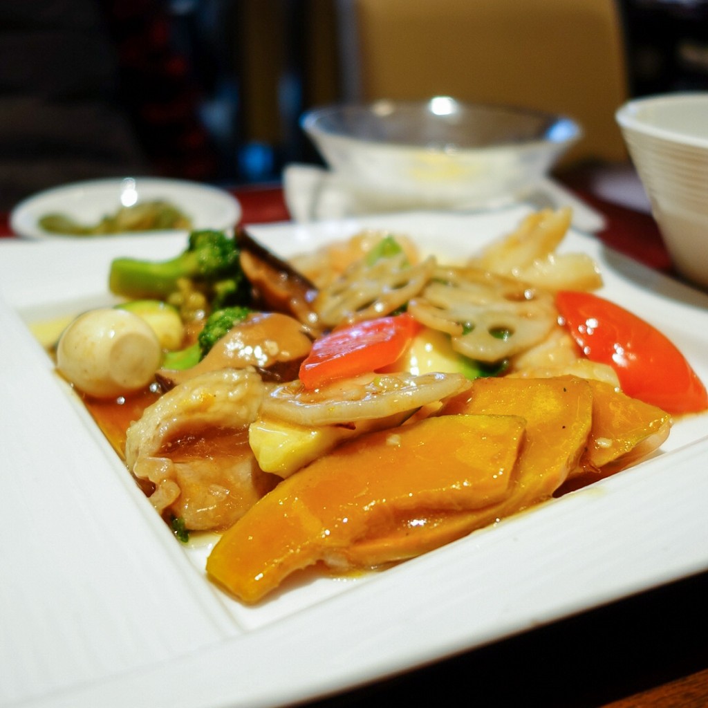 ユーザーが投稿した八宝菜定食の写真 - 実際訪問したユーザーが直接撮影して投稿した曙町中華料理中華旬彩料理 東方紅 立川高島屋店の写真