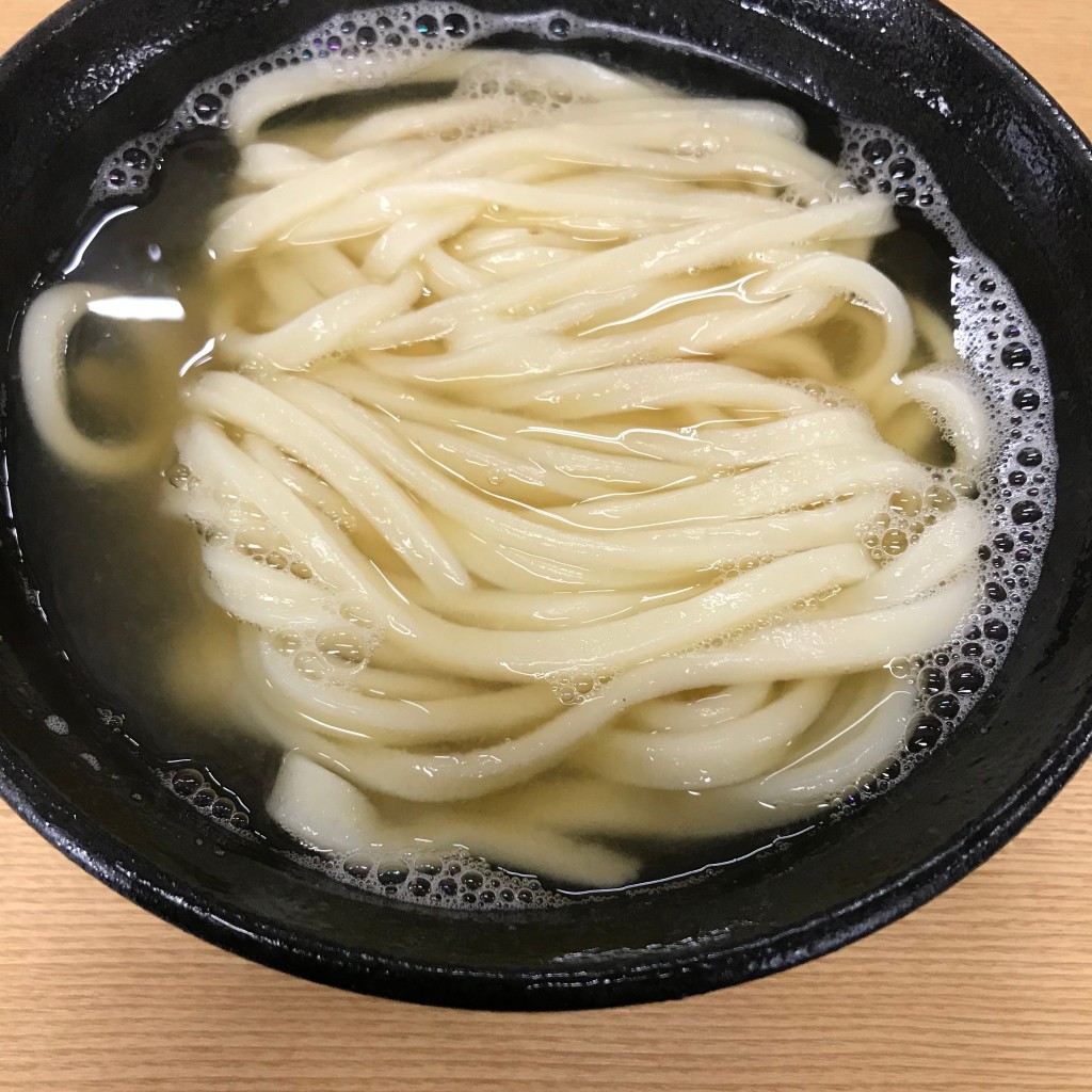 ユーザーが投稿したかけうどんの写真 - 実際訪問したユーザーが直接撮影して投稿した南開うどん釜揚 うどん 一紀の写真