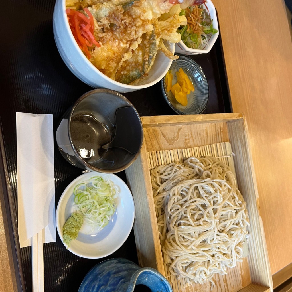 ユーザーが投稿したミニ丼ランチの写真 - 実際訪問したユーザーが直接撮影して投稿した寺岡うどん寿屋 寿庵の写真