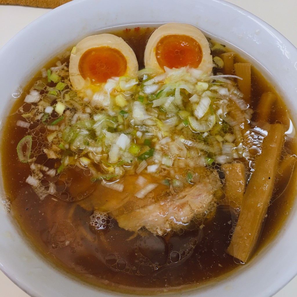 [美味しいラーメン]をテーマに、LINE PLACEのユーザーたるたるちきん先輩さんがおすすめするグルメ店リストの代表写真