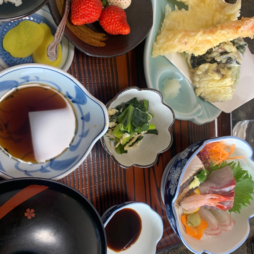 ユーザーが投稿した天ぷらコースの写真 - 実際訪問したユーザーが直接撮影して投稿した志摩野北魚介 / 海鮮料理いけすてら崎の写真