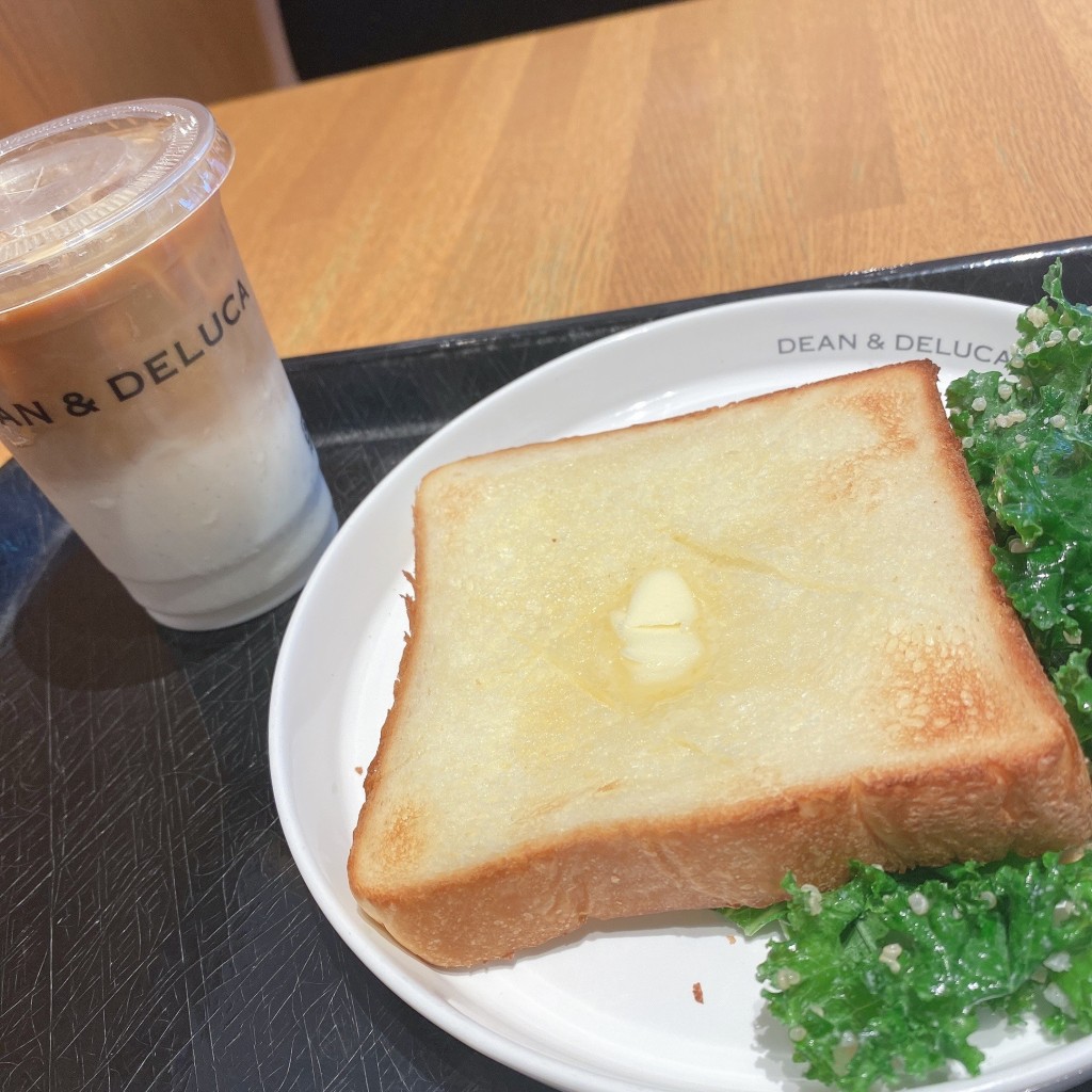 ユーザーが投稿したトーストの写真 - 実際訪問したユーザーが直接撮影して投稿した新宿カフェDEAN & DELUCA 新宿の写真